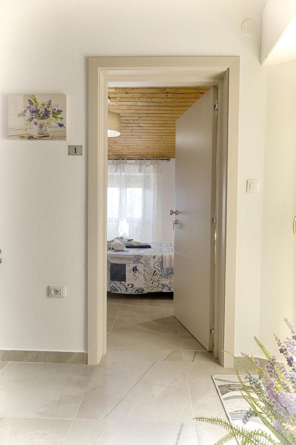 Casa Lucia Hotel Olbia Exterior photo