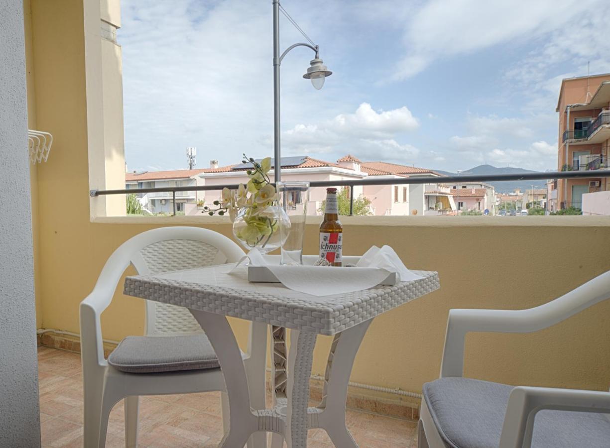 Casa Lucia Hotel Olbia Exterior photo